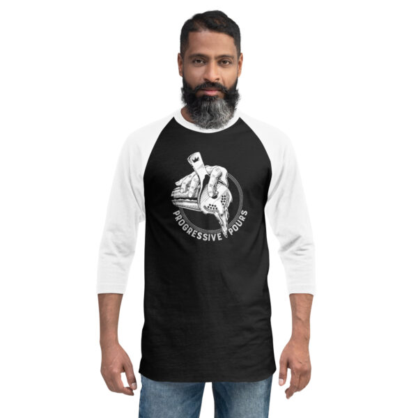 3/4 sleeve raglan shirt